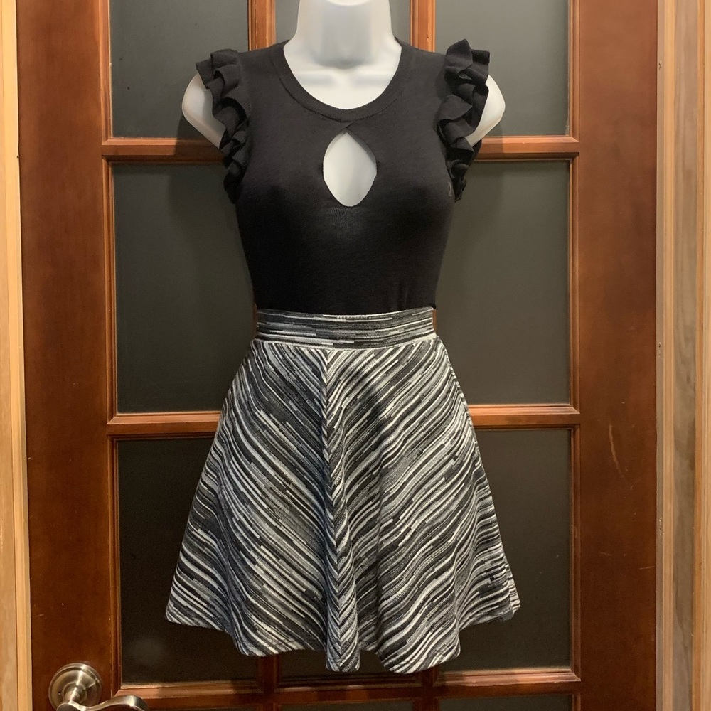 Black & White Mini Skirt - Picture 2 of 5